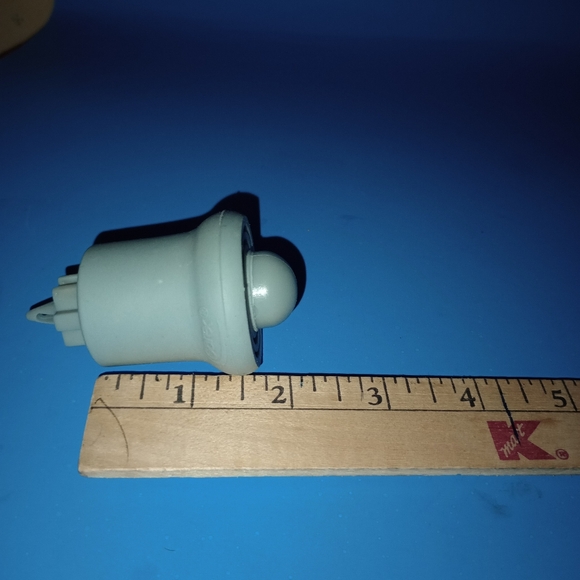 Carex Auto Glides For A Walker Fits Most Walkers Includes 2 Glides A83100 2017 - Picture 7 of 14